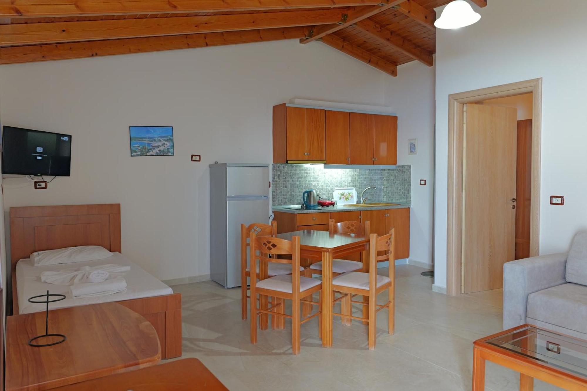 Arthur'S 4Apartments Borsh Εξωτερικό φωτογραφία