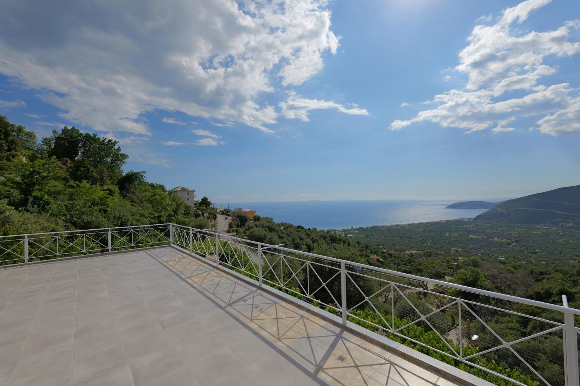 Arthur'S 4Apartments Borsh Εξωτερικό φωτογραφία