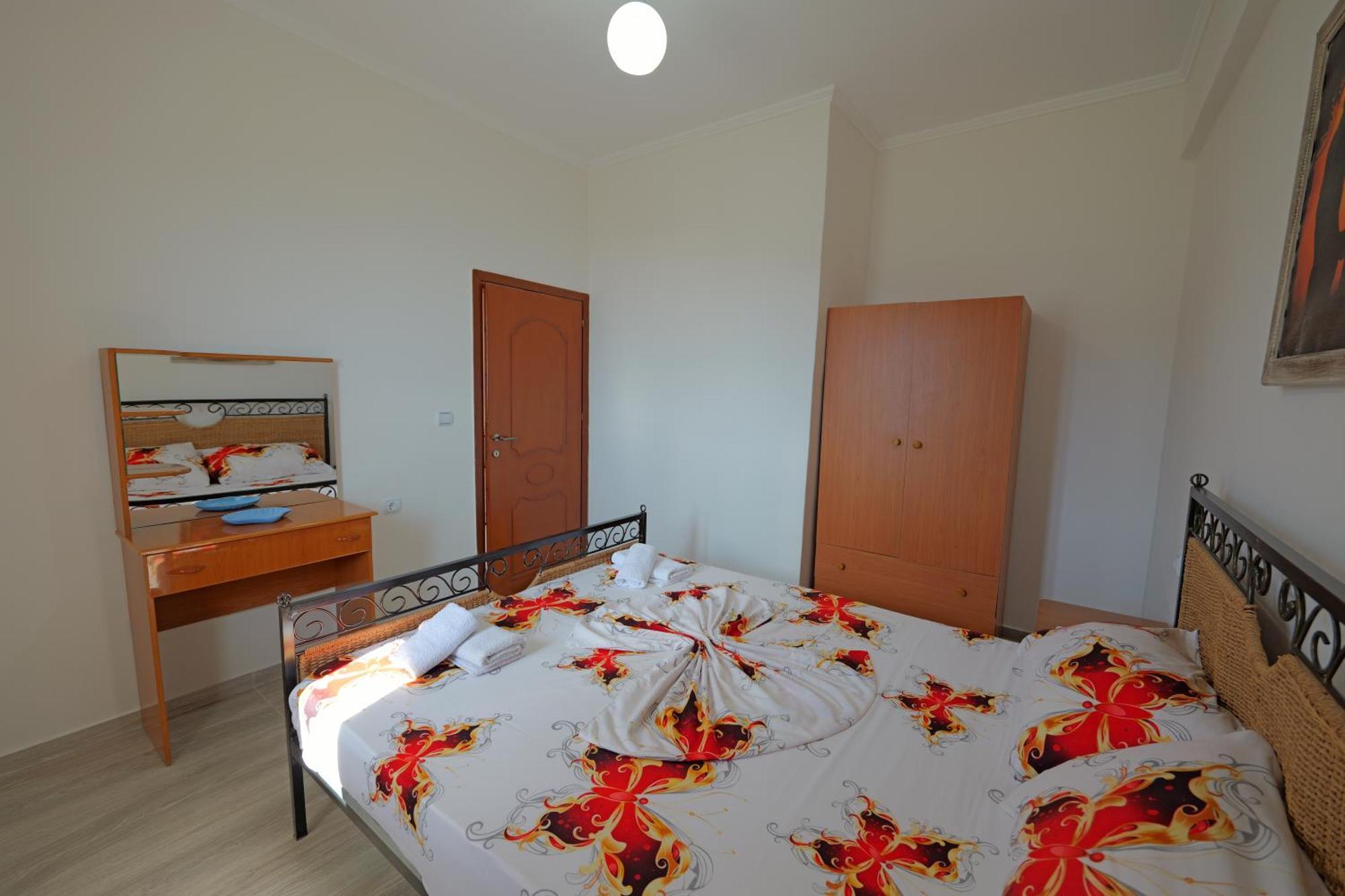 Arthur'S 4Apartments Borsh Εξωτερικό φωτογραφία