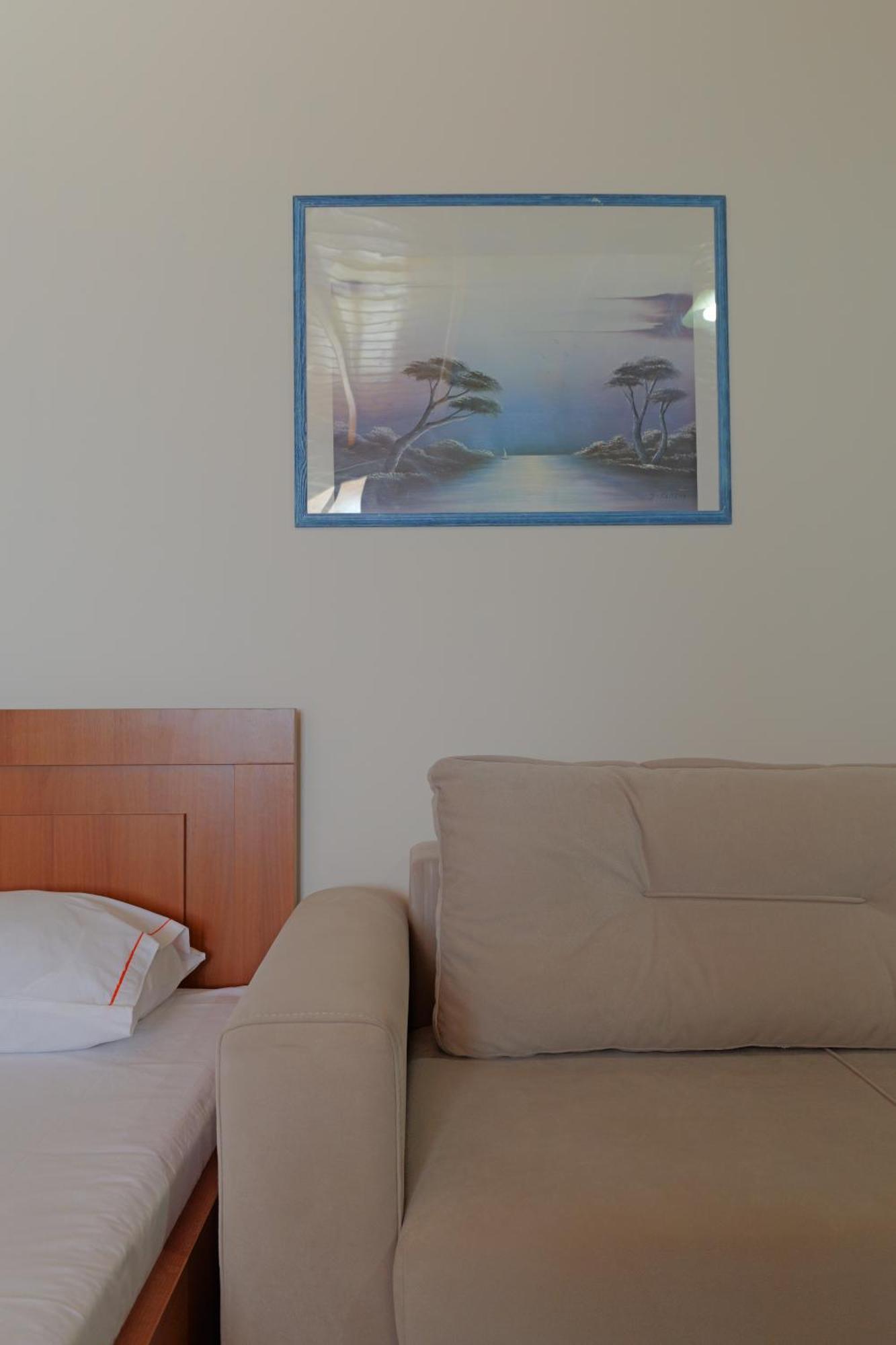 Arthur'S 4Apartments Borsh Εξωτερικό φωτογραφία