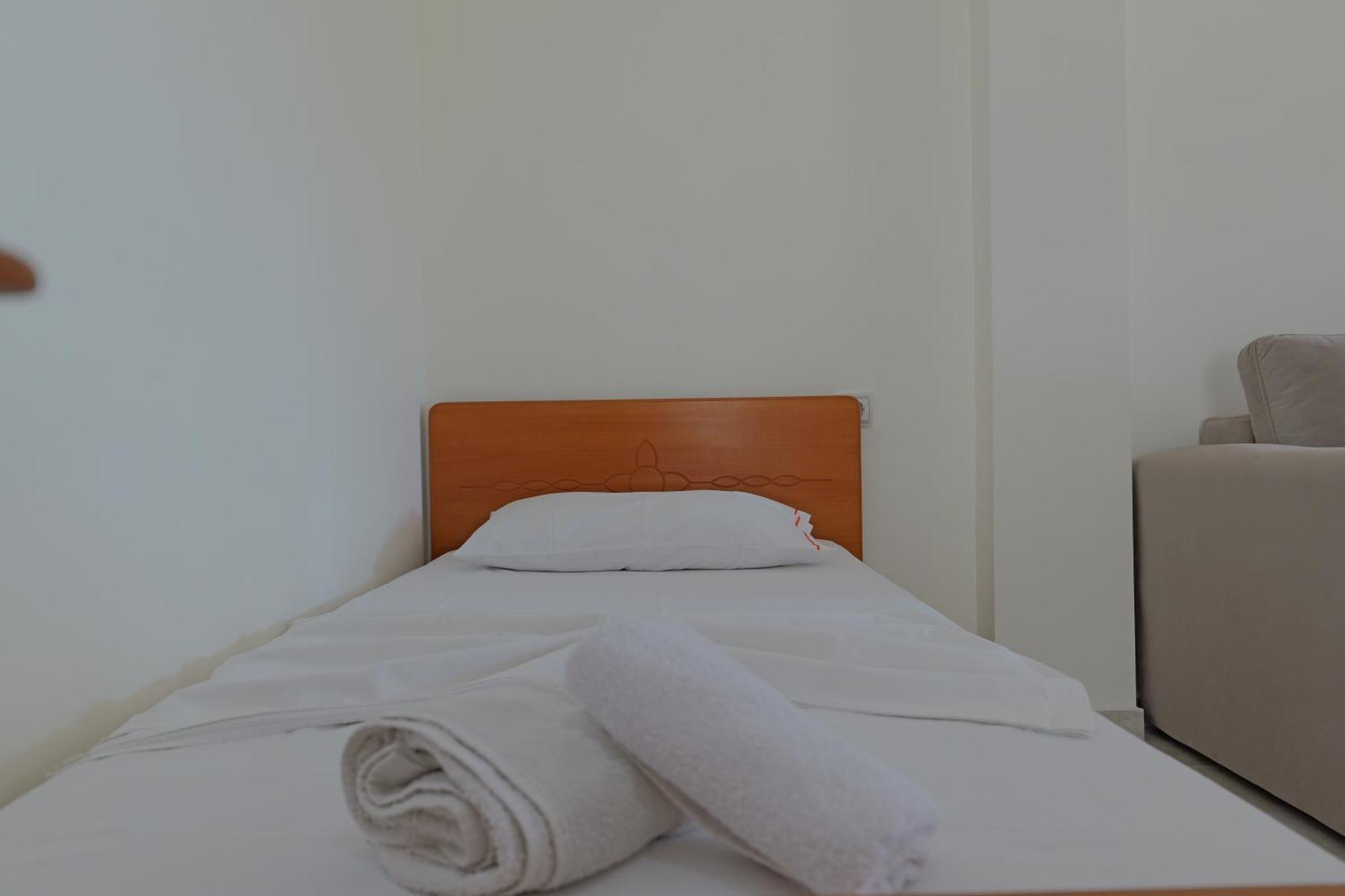 Arthur'S 4Apartments Borsh Εξωτερικό φωτογραφία