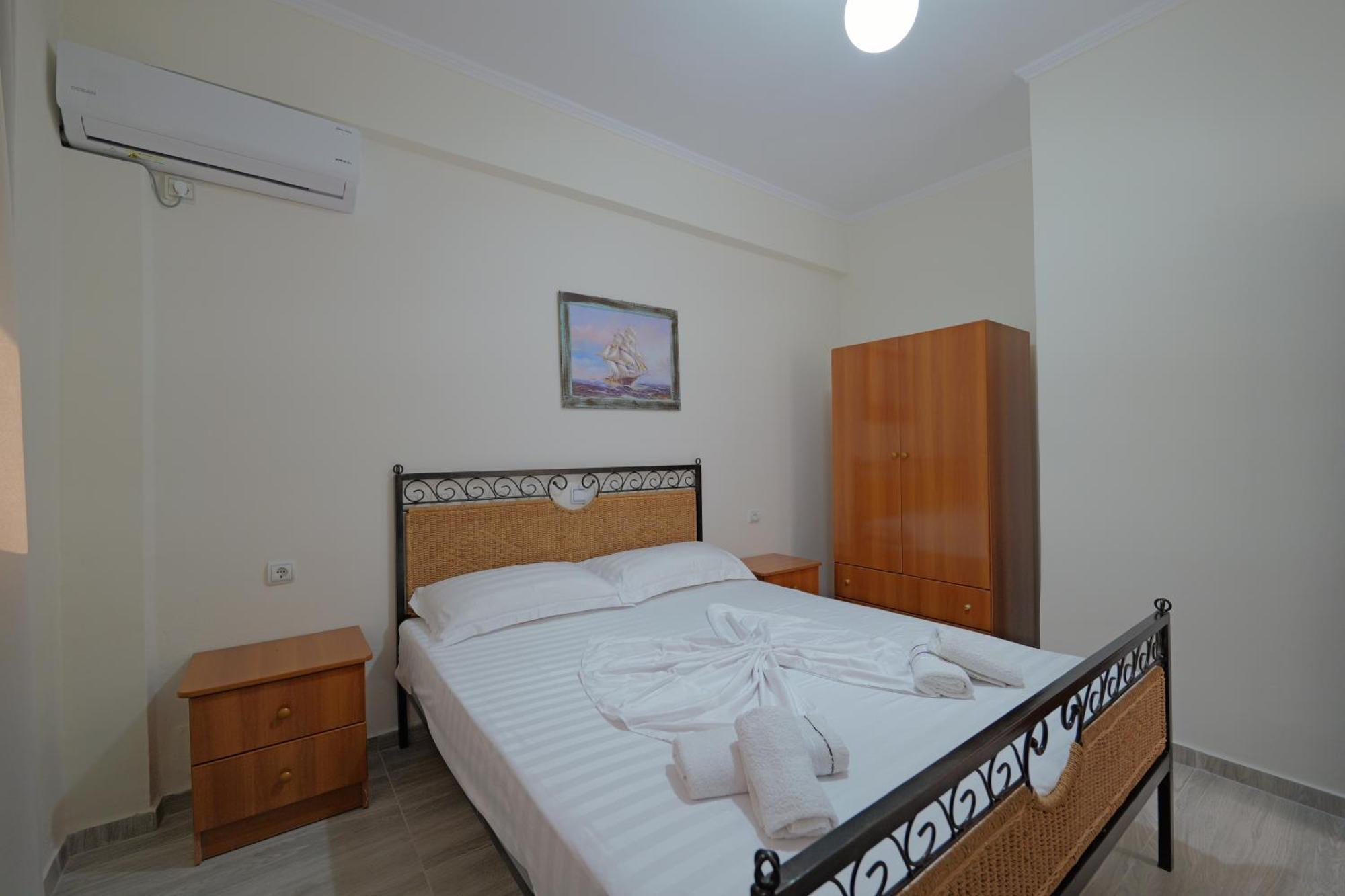 Arthur'S 4Apartments Borsh Εξωτερικό φωτογραφία