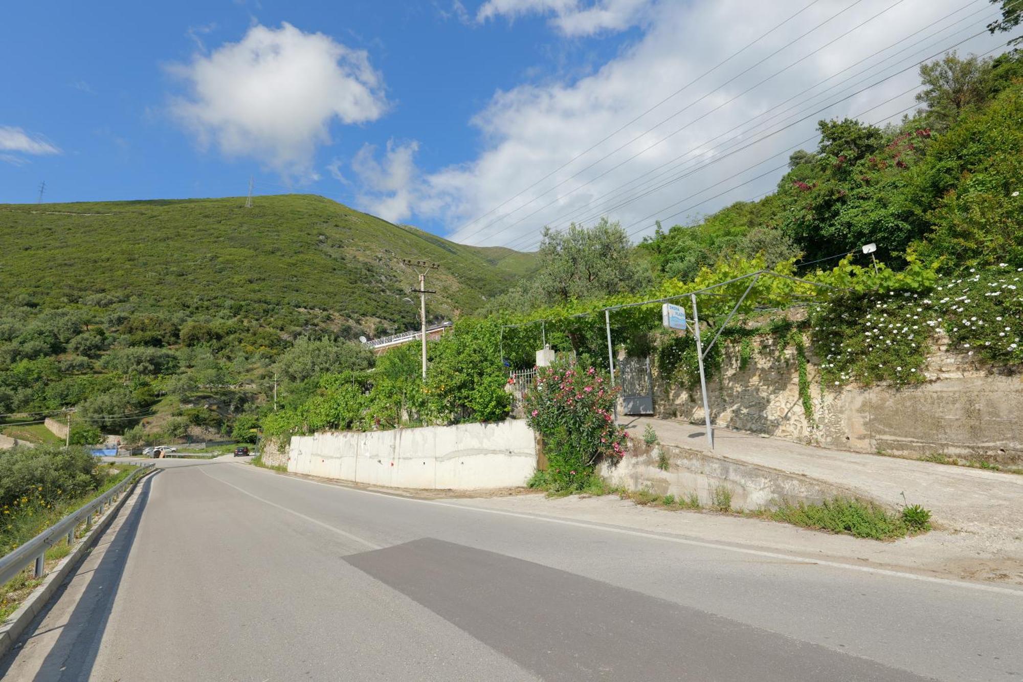 Arthur'S 4Apartments Borsh Εξωτερικό φωτογραφία