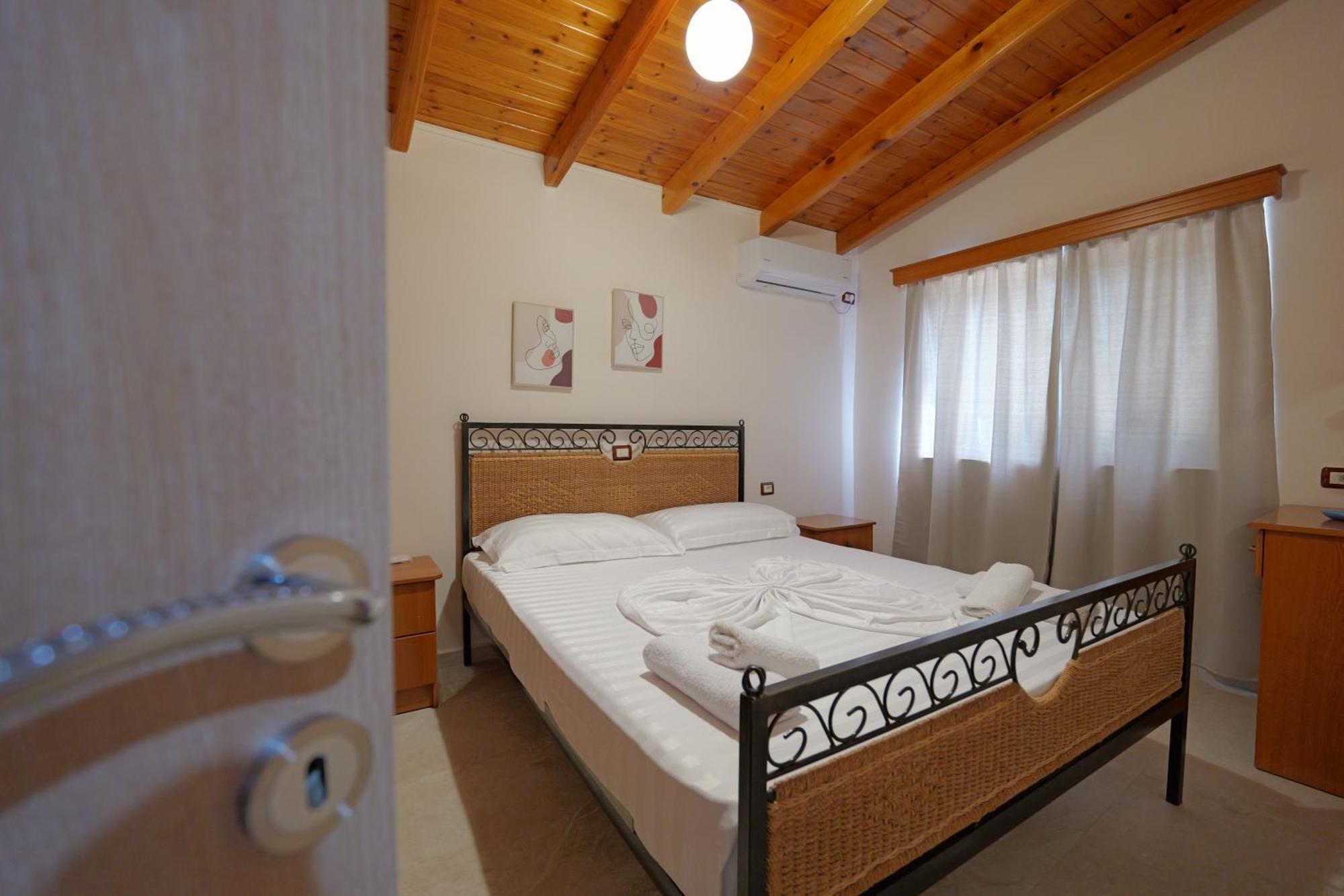 Arthur'S 4Apartments Borsh Εξωτερικό φωτογραφία