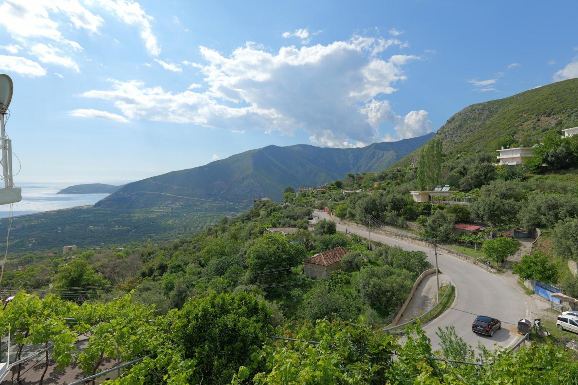 Arthur'S 4Apartments Borsh Εξωτερικό φωτογραφία
